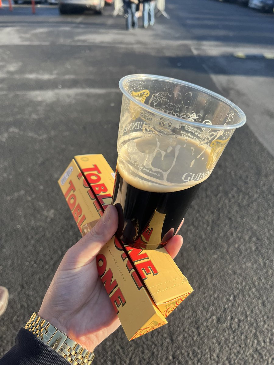 2 Toblerones and out the gate home for the Spurs match, successful day at Leopardstown💰 

Final Demand - Hype job

Marine Nationale - Wins the Champion Chase

Lossiemouth - To the Mares, she ain’t Champion Hurdle level