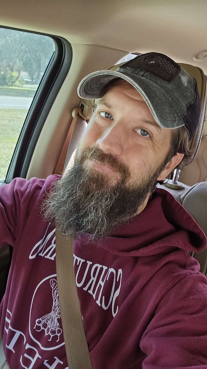 FarmDaddyJay's tweet photo. Shall I pick you up? https://t.co/e4UwXqDk7J