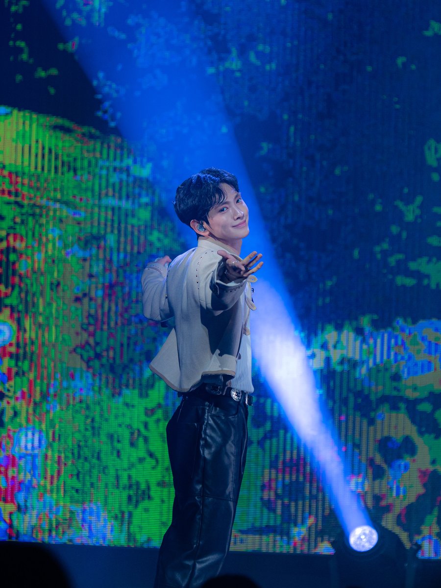 present_LEW's tweet photo. 😗➰💗

#템페스트 #TEMPEST #LEW #의웅 #루 https://t.co/32DSN2hNNy