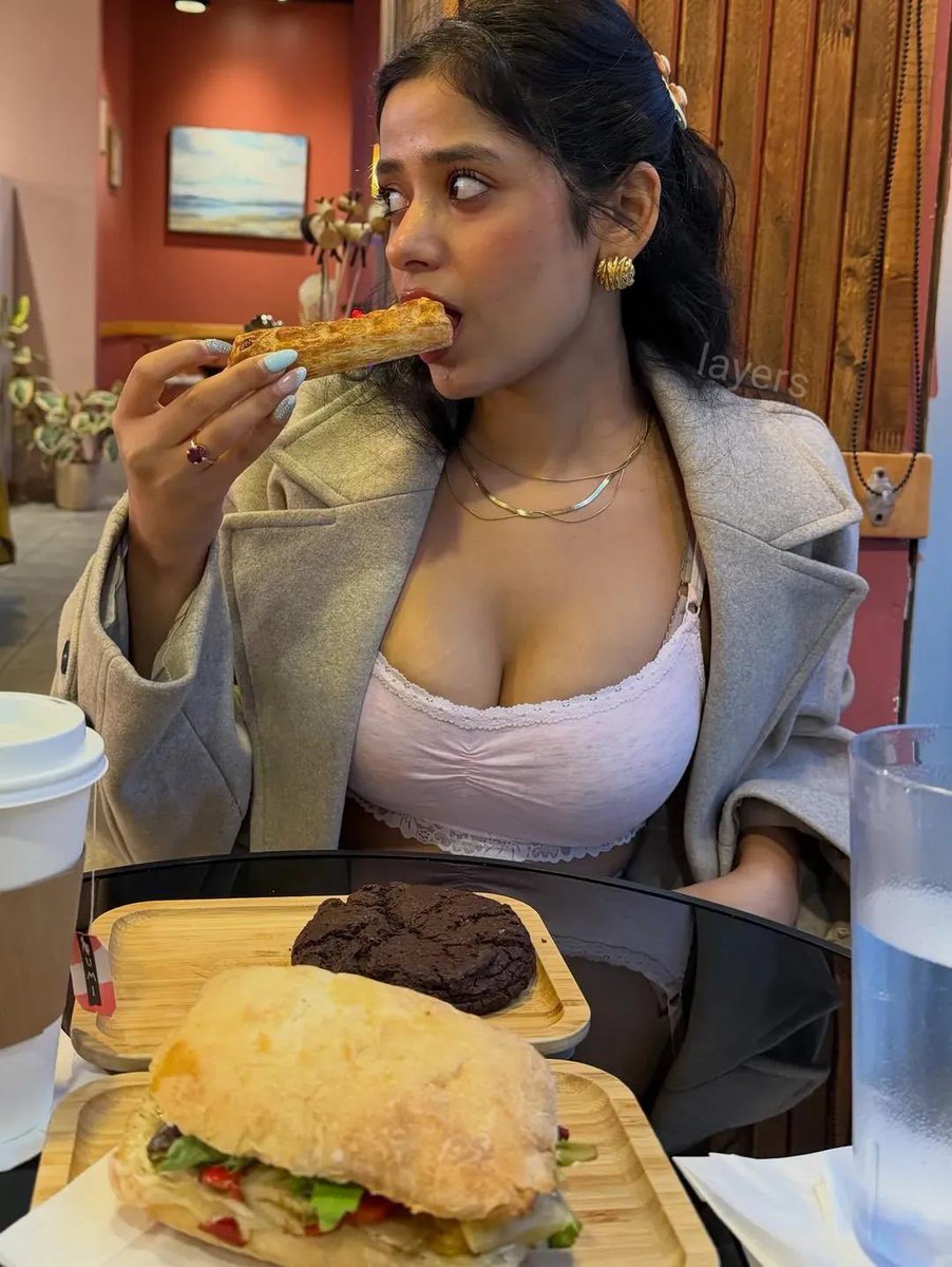 InstaAlagiGirls's tweet photo. 😍😍 https://t.co/IBVwxtmVWz