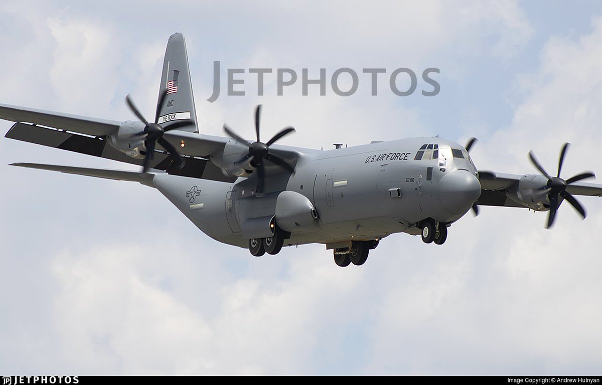 Flightwatcher1's tweet photo. #USAF C-130J-30 Super Hercules
Código de llamada: SHARK45
Matrícula: 10-5700
Hex: #ae4bdd
Desde Homestead AFB🇺🇸 con rumbo suroeste, probablemente hacia Puerto Rico..
#PuertoRico #SOUTHCOM #OpSouthernSpear https://t.co/mjONa8zgNn