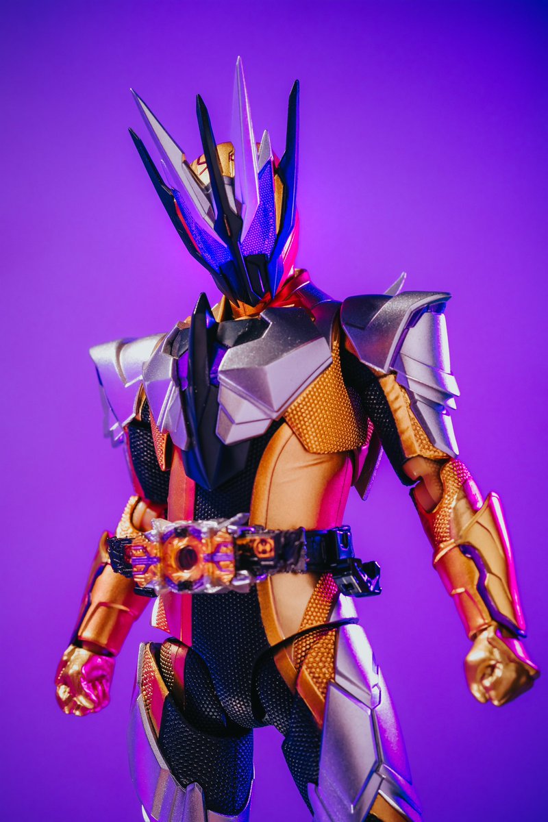 aspiandarmawan's tweet photo. When the five horns cross...
#KamenRider #Thouser #SHFiguarts #Bandai https://t.co/2eyD59KT9D