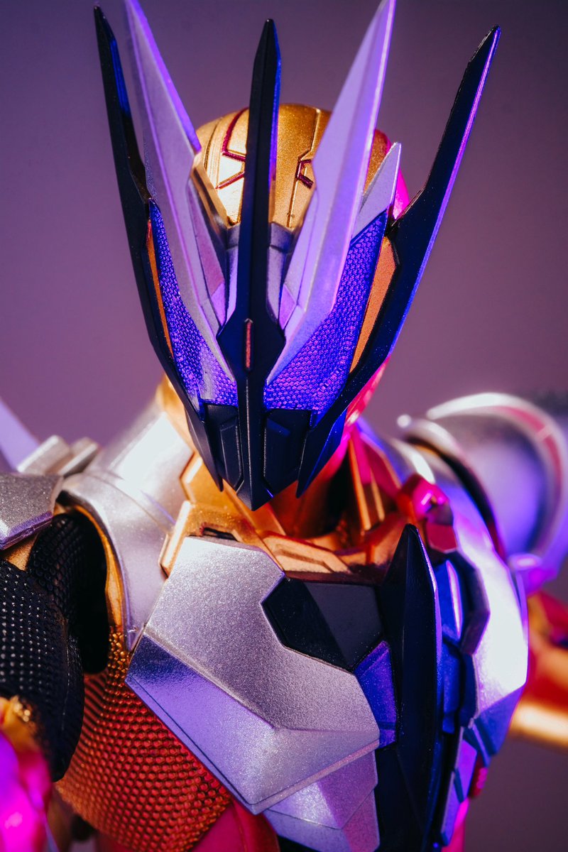 aspiandarmawan's tweet photo. When the five horns cross...
#KamenRider #Thouser #SHFiguarts #Bandai https://t.co/2eyD59KT9D