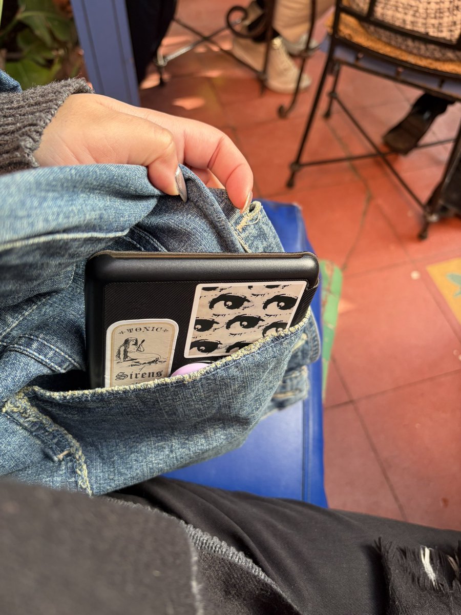 aya☆🪷 is seeing bts!! tweet media