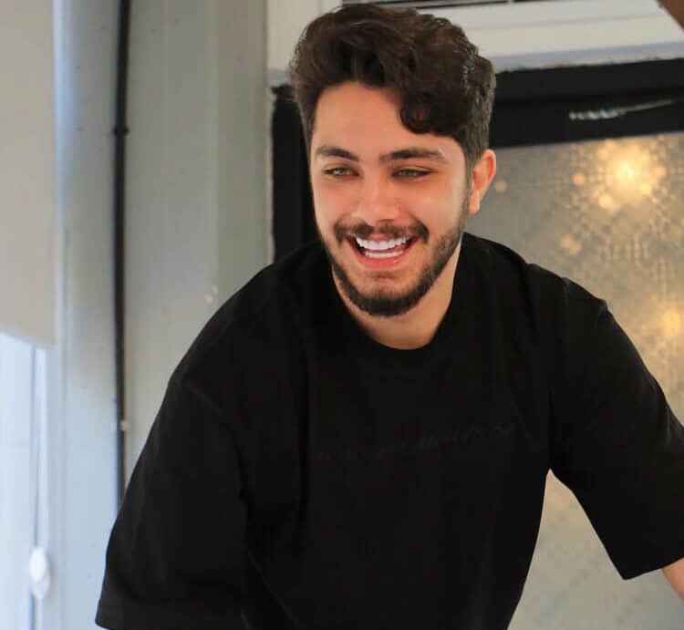 kimtekook55's tweet image. #علی_صفری در خطر جدی اعدامه !!
#Ali_Safari is 23 YO and in serious danger of execution!
He was arrested on January 8 in Karaj, and on January 28 he was sentenced for EXECUTION! They gave a verdict to him in less than a month.
BE HIS VOICE
#Ali_Safari