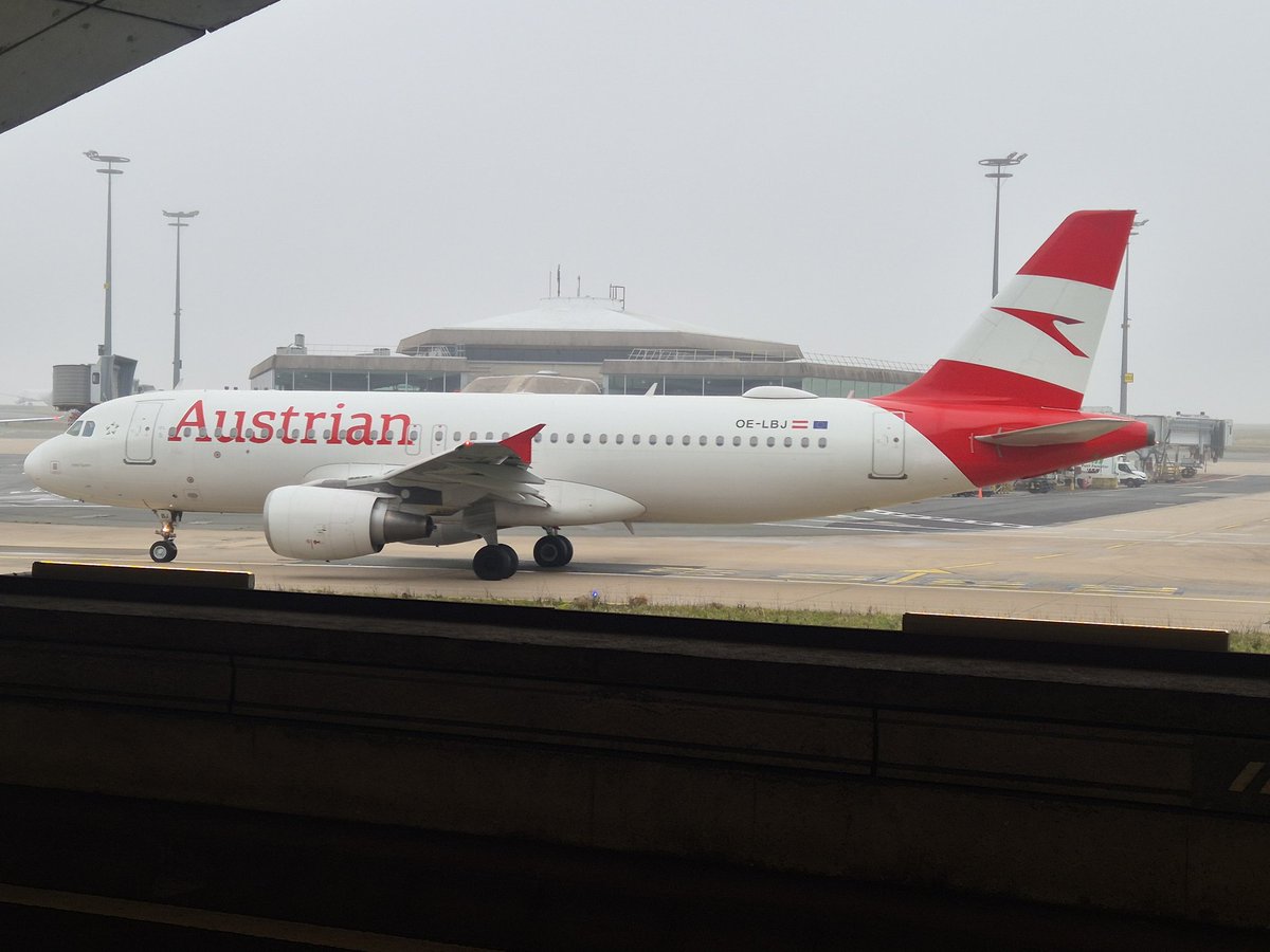 JimmyDuprez's tweet photo. Roissy terminal 1     dimanche 1er février 2026 https://t.co/IiLflqOHPn