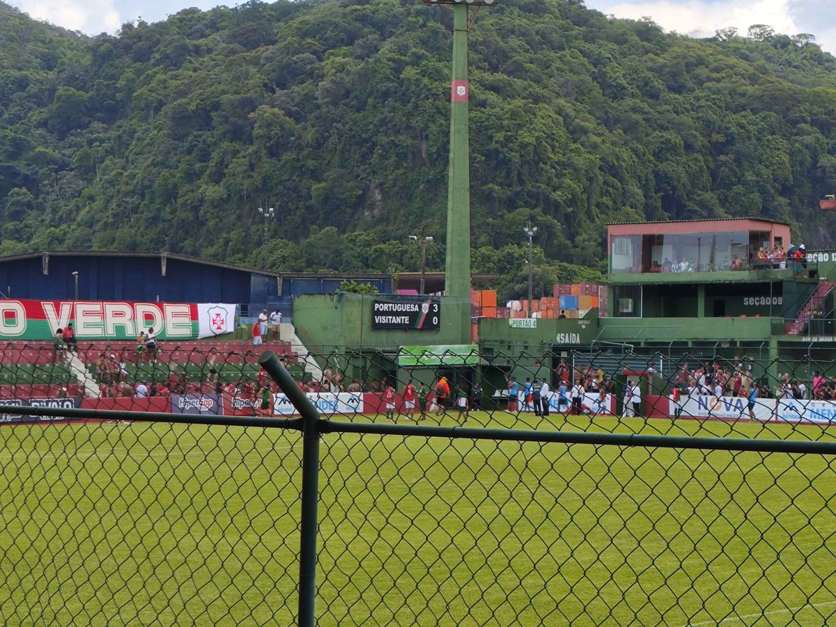 Spledoes's tweet image. Mas eu sou pé quente ein @CentralDaBriosa