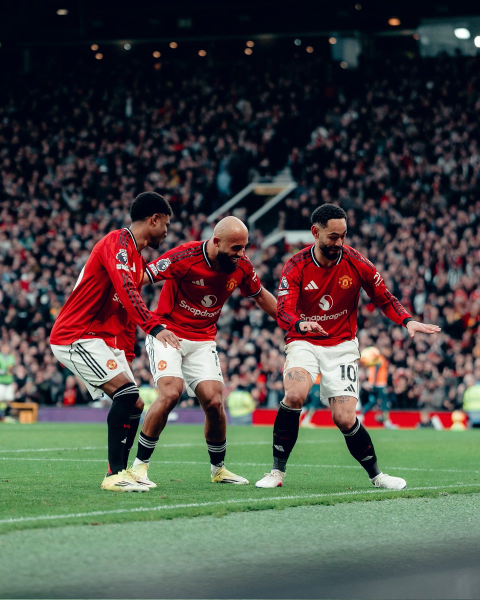 Noitedecopa's tweet photo. ✅️ Manchester City
✅️ Arsenal
✅️ Fulham 

O MANCHESTER UNITED VOLTOU! ✌️❤️ https://t.co/7RBEPtwSRc