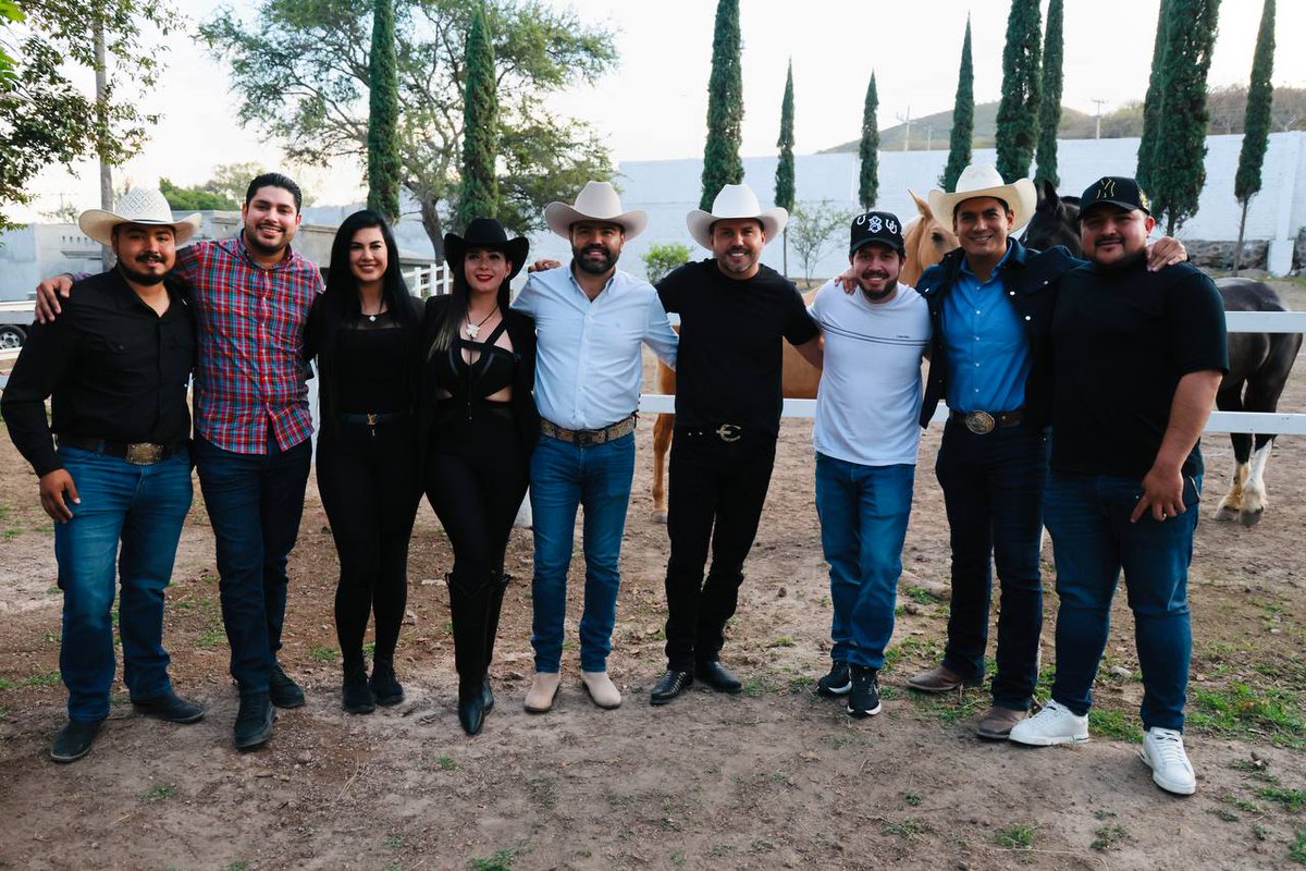 Bien acompañado de nuestra gente chula de a caballo, presentamos el programa de actividades que viviremos en la próxima Fiesta Internacional del Caballo y la Charrería Tlajomulco #FICCTlajo2026 <a href="/Electrolit/">Electrolit</a>. 🐎