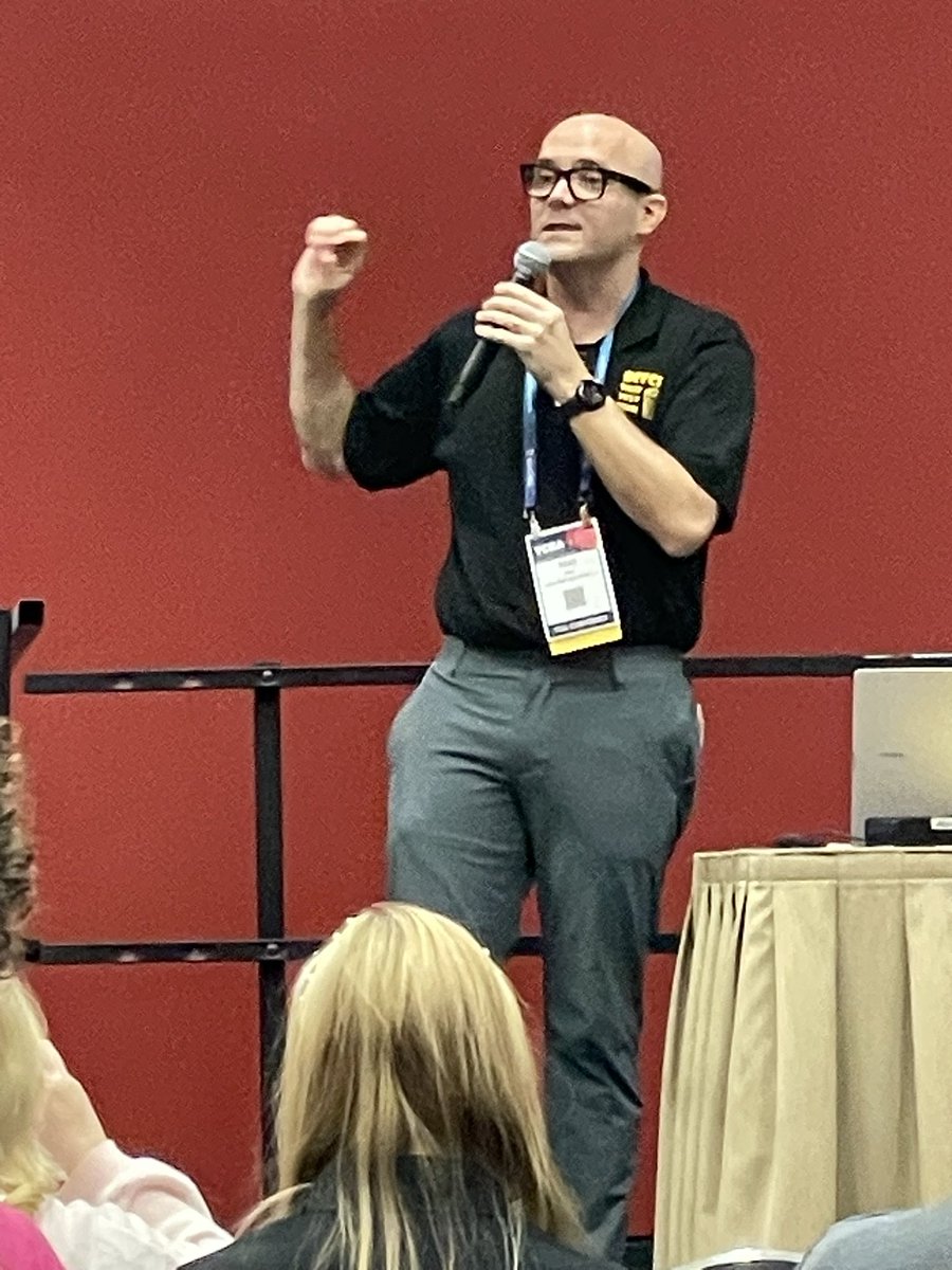 Sunday session with <a href="/jmattmiller/">Matt Miller 🗑️</a> at #tcea2026