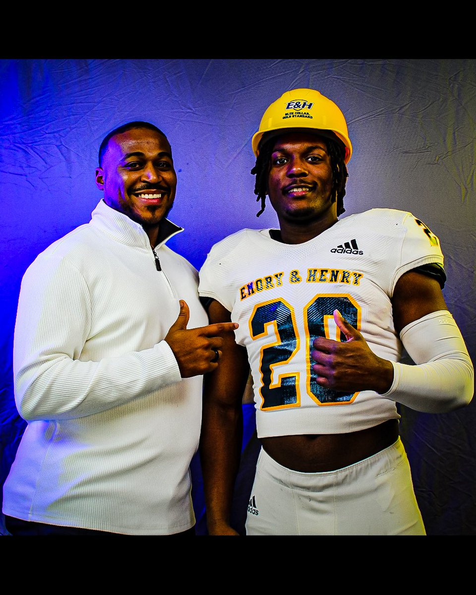josiahjohnsonDE's tweet image. Had a great visit at @EmoryHenry_FB!! Thank you @CoachWalters_ 

@coachsmith1507 @hatfieldsports @VaPrepsRivals @PrepRedzoneVA @HandleyJudges @TheCoachVIG