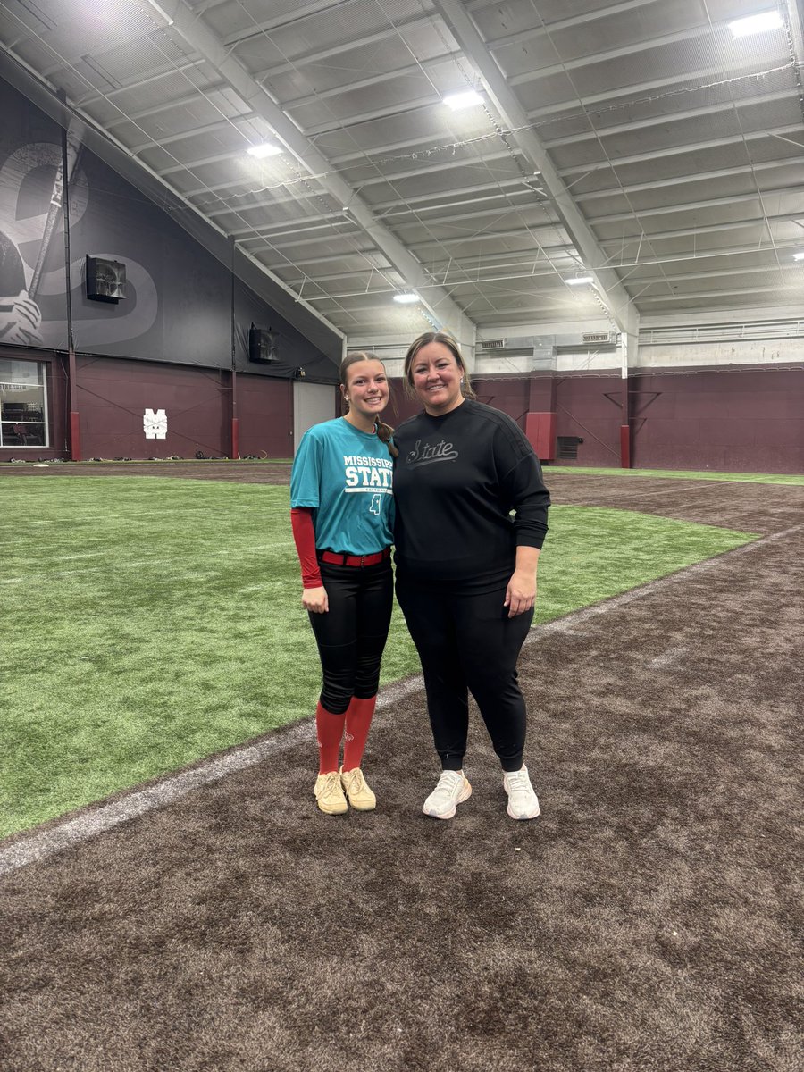 Mollie Anglin 2030 tweet media