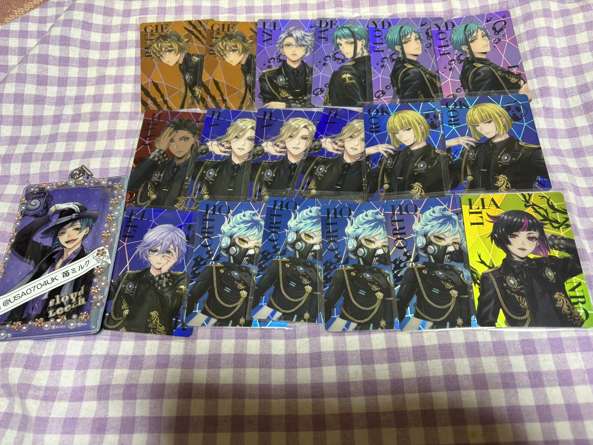 ツイステ ブレイジングジュエル ブレジュ オーロラカード 交換 譲)画像