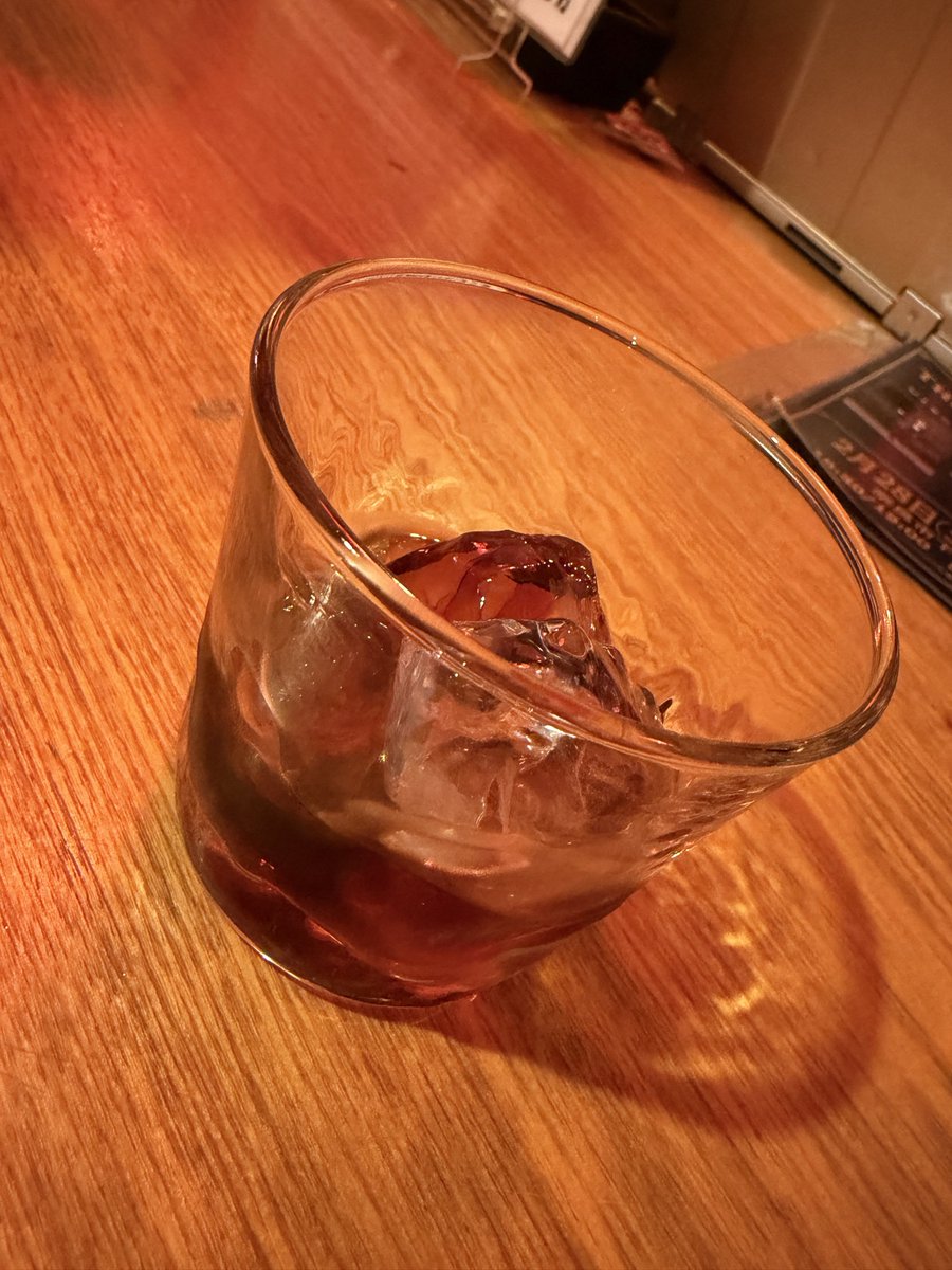 tanaka24927's tweet image. 点心YOCIJIありがとうございました！！
ほんま綺麗事じゃなく、一つ一つの繋がりを大切にしたいと思った夜でした。

次回ライブは3.4お初のTOBIRA❗️