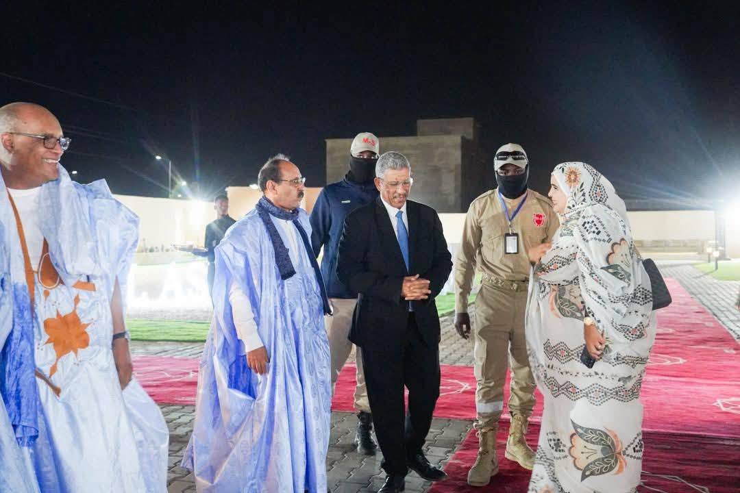 دشّن الأمين العام لوزارة التجارة والسياحة مركّبًا سياحيًا جديدًا بولاية نواكشوط الغربية، في خطوة تعزّز البنية التحتية السياحية وتدعم تنشيط الاستثمار وخلق فرص العمل، بما ينسجم مع جهود تطوير القطاع السياحي وتحسين جودة الخدمات.