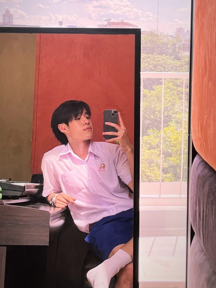 jeem (@itsleesn) on Twitter photo 