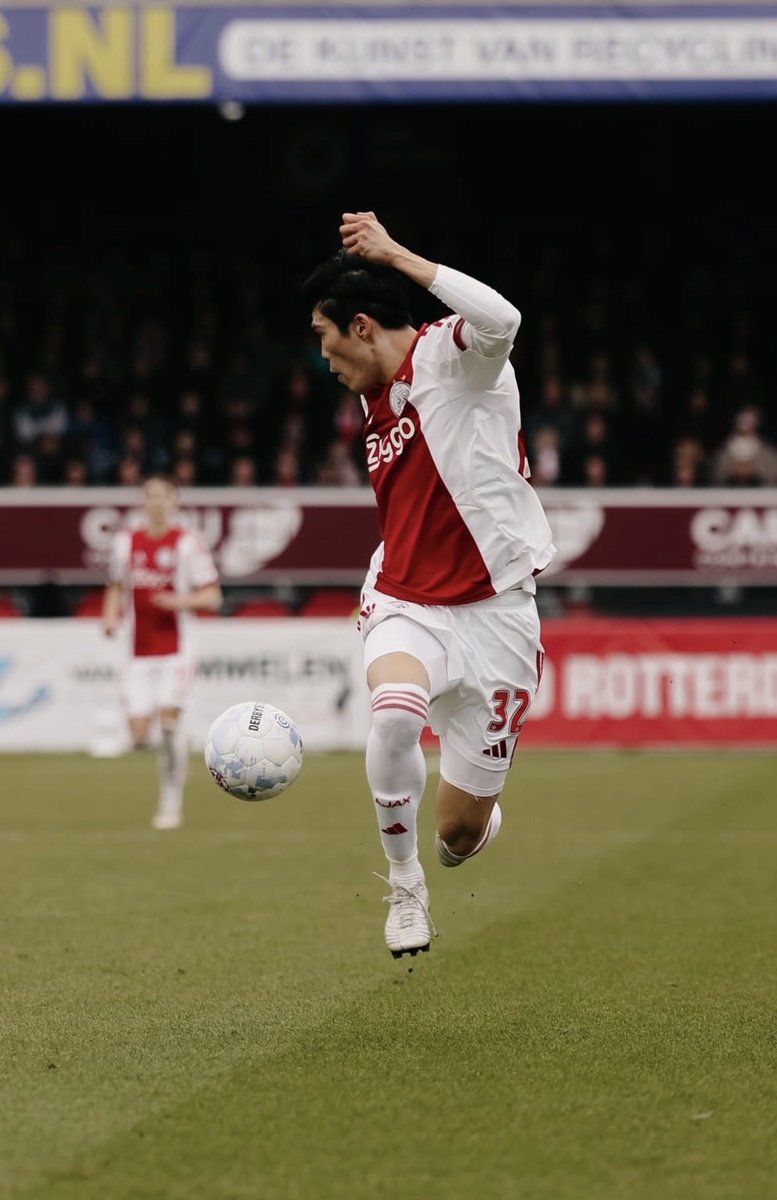 Days since Tomiyasu played football tweet media