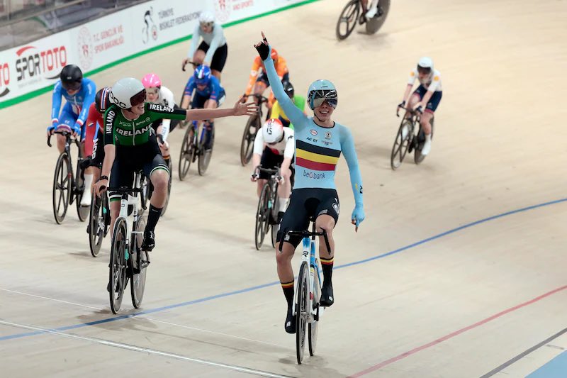 Hélène Hesters tweet media