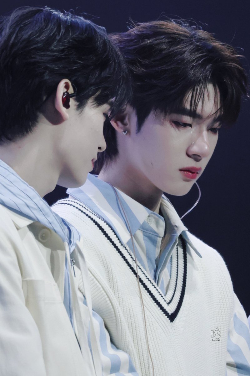 suuuhan's tweet photo. From "Your sky" to "Duang with you" 🐶🐻‍❄️

I feel like a proud parent watching my kids grow up — all your hard work is paying off. You've done incredibly well, and I'm so proud of you. I believe you'll keep getting better and win over more and more hearts. Keep going!~💜🩵
And you two crybabies, save those happy tears for next time — no more crying, okay?

DUANG WITH YOU EP1
#ด้วงกับเธอEP1
#teeteepor #ตี๋ตี๋ป๋อ
#twnpich #Porsuppakarn