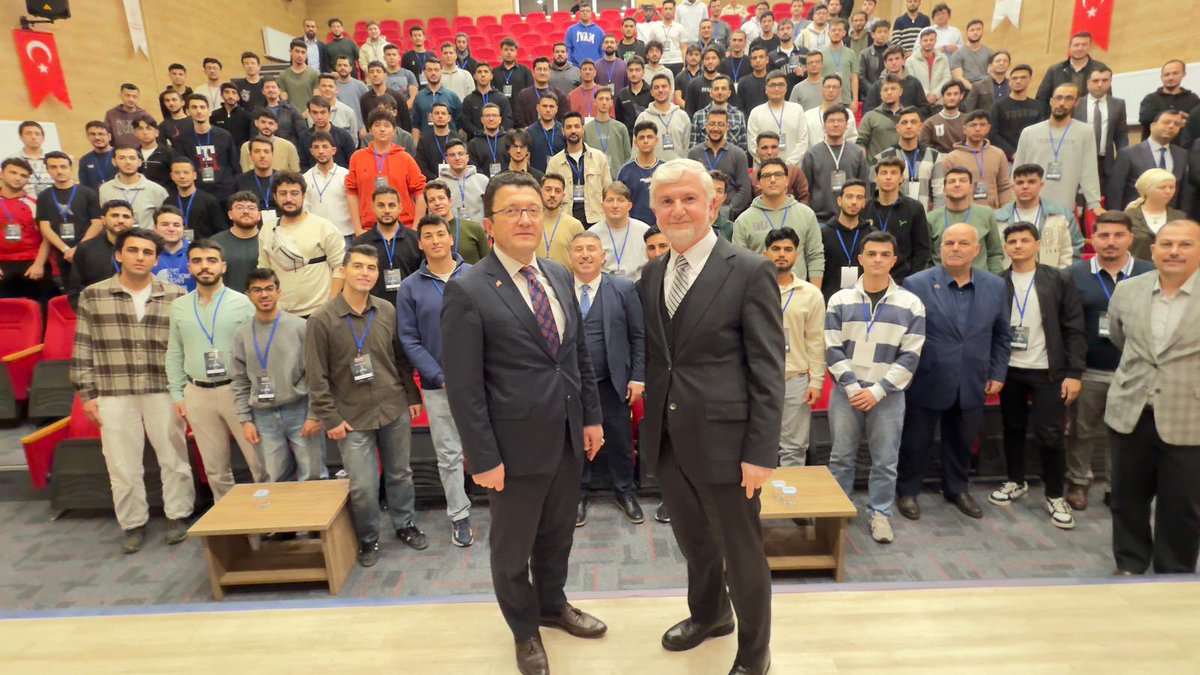 aliozdemirgsb's tweet photo. #KYGMKışKampları na imkan tanıyan Sn @OA_BAK Bakanımıza, @gencliksporbak anlığımızın tüm emektarlarına, sunumlarıyla katkı sağlayan değerli devlet erkanı, bilim, sanat, spor, eğitimci- yazar ve kültür insanlarına ve umudumuz olan gençlerimize çok teşekkür ediyoruz. @GSB_KYGM https://t.co/DOPhK32uIU