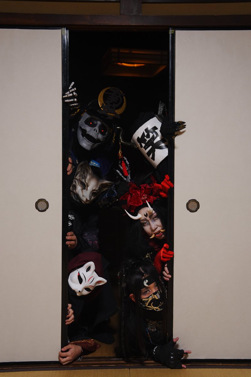 土曜日に、ゆうきさん(<a href="/Darts_FF14Yokai/">ゆうき(妖名：黑狐鬼(クロキ)猫に間違われる)</a>)主催の妖怪撮影会に参加してきました。

#妖怪事件簿　というテーマで撮影してみたり、みんなでワチャワチャしてるのを撮って頂いたり、ネタ撮影もしたり…ただまったりしたり。のんびり楽しい一日でした♪

📸：左　beltdriveさん
📸：左　たにさん
<a href="/08ruchi10/">ʓㄘ</a>