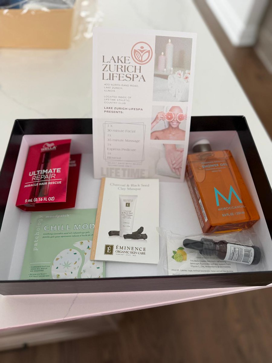 LZ95JoaniesCloset tweet media