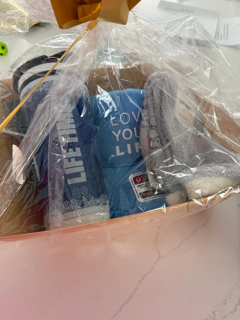 LZ95JoaniesCloset tweet media