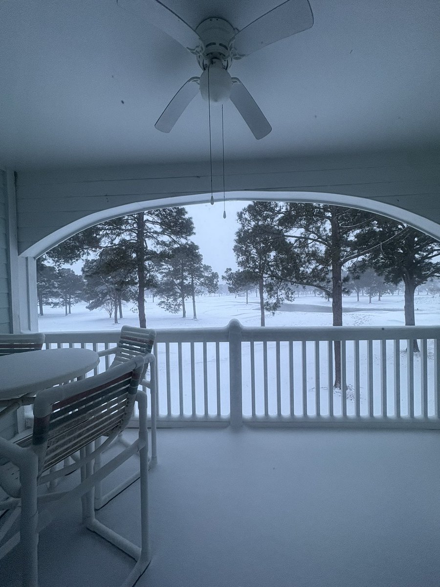 BestEverYou's tweet image. Good Morning from snowy #MyrtleBeach #SouthCarolina! 
#SnowDay