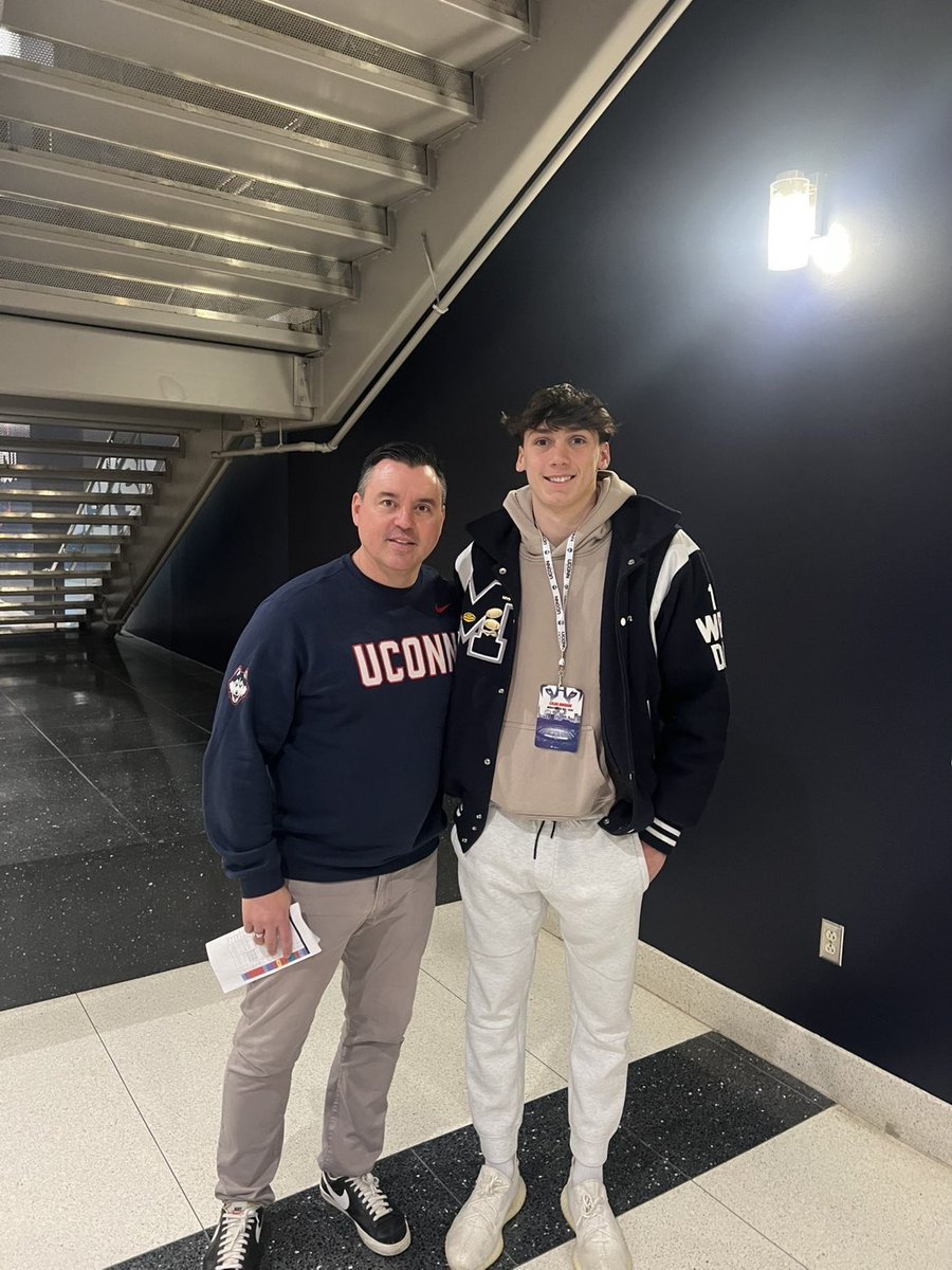 Logan burbank tweet media