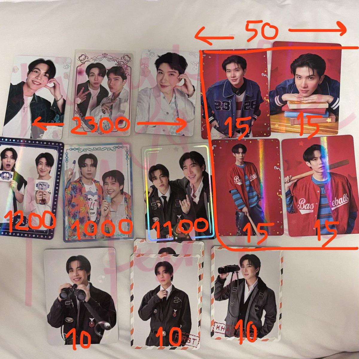 ตั้งแผง การ์ด เฟิร์สข้าวตังคอลเก่า + การ์ดสเป มีจาก งานหนังสือ รอบก่อน ๆ และ การ์ดญี่ปุ่น 
การ์ดสีแดง 4 ใบ เป็น full set ขาดแค่ สเปเดี่ยว แยกได้
ยอดเกิน 50 free shipping ka ( shipping +40 )

#ตลาดนัดเฟิร์สข้าวตัง