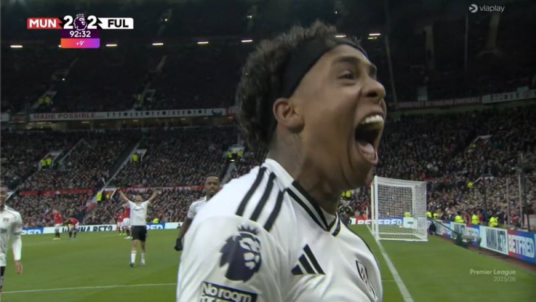 Kolawole93's tweet image. When Manchester United controls your emotions.......Get in Jooor