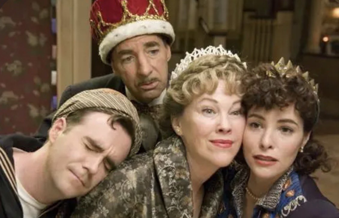 Brian Rowe tweet media