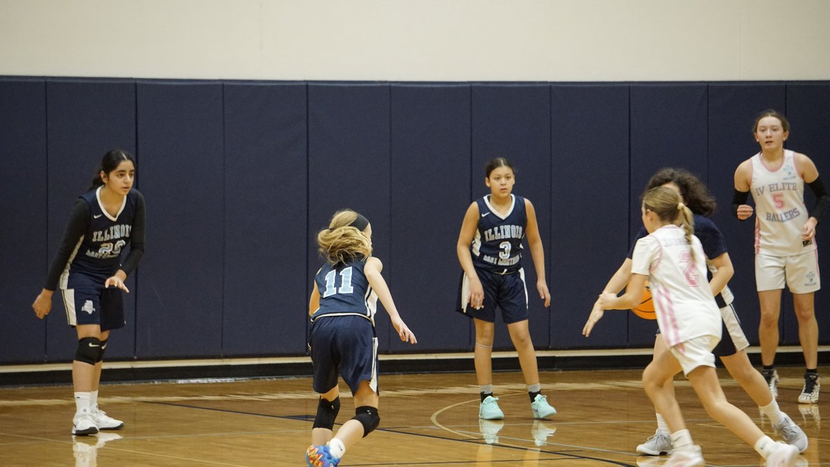 Illinois Lady Lightning Winter Classic tweet media