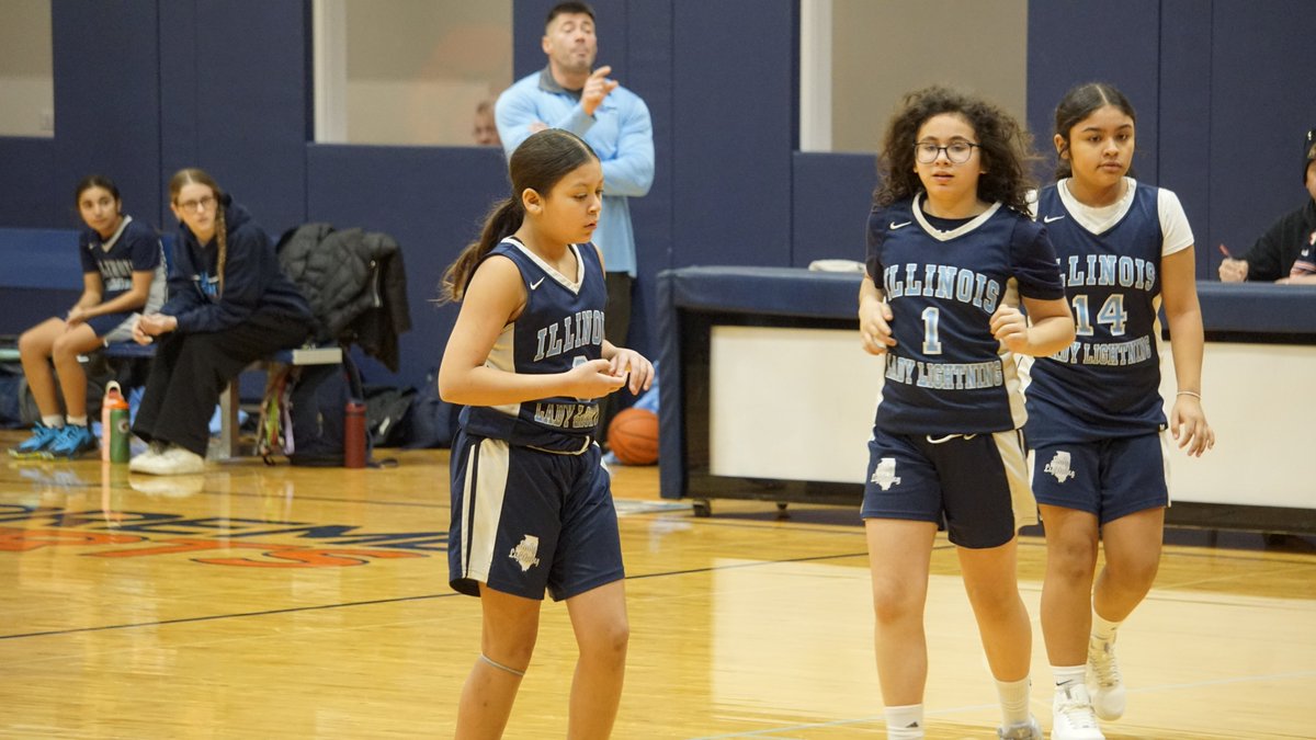 Illinois Lady Lightning Winter Classic tweet media