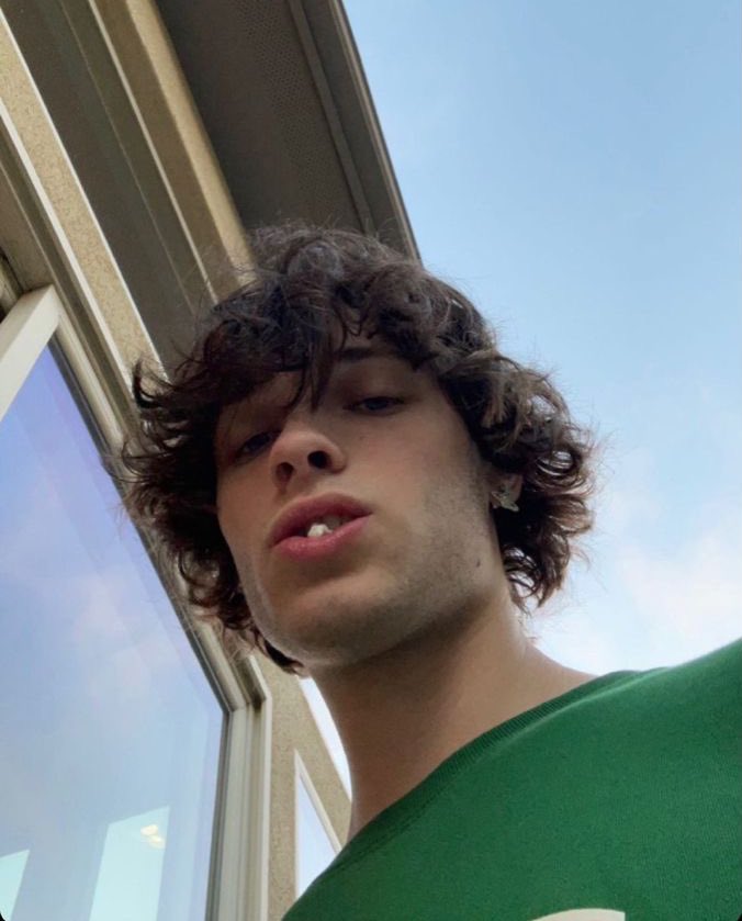 frshlove's tweet photo. SLUT! https://t.co/PeXibTlL8F