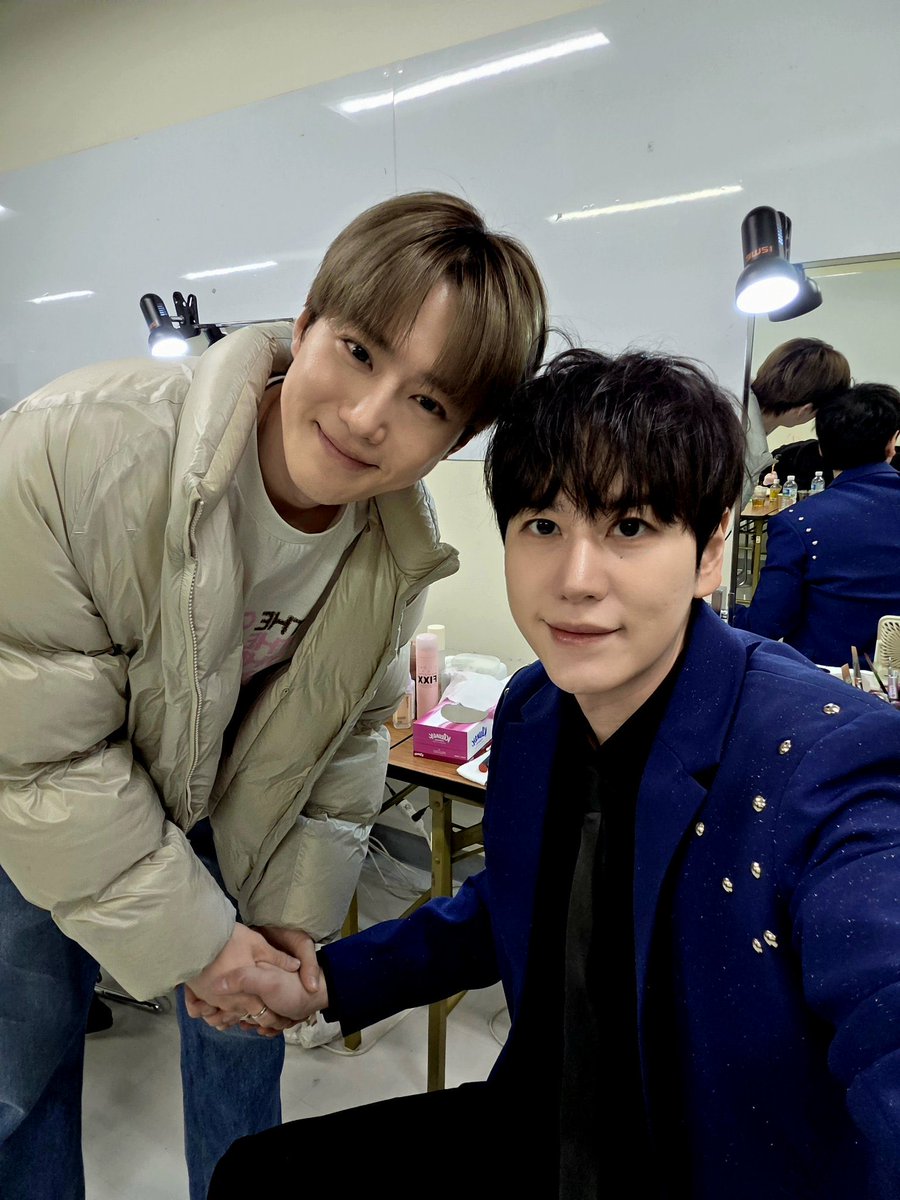 nirawhhaf's tweet image. หน้าแบบพ่อครึ่งแม่ครึ่ง 🥹