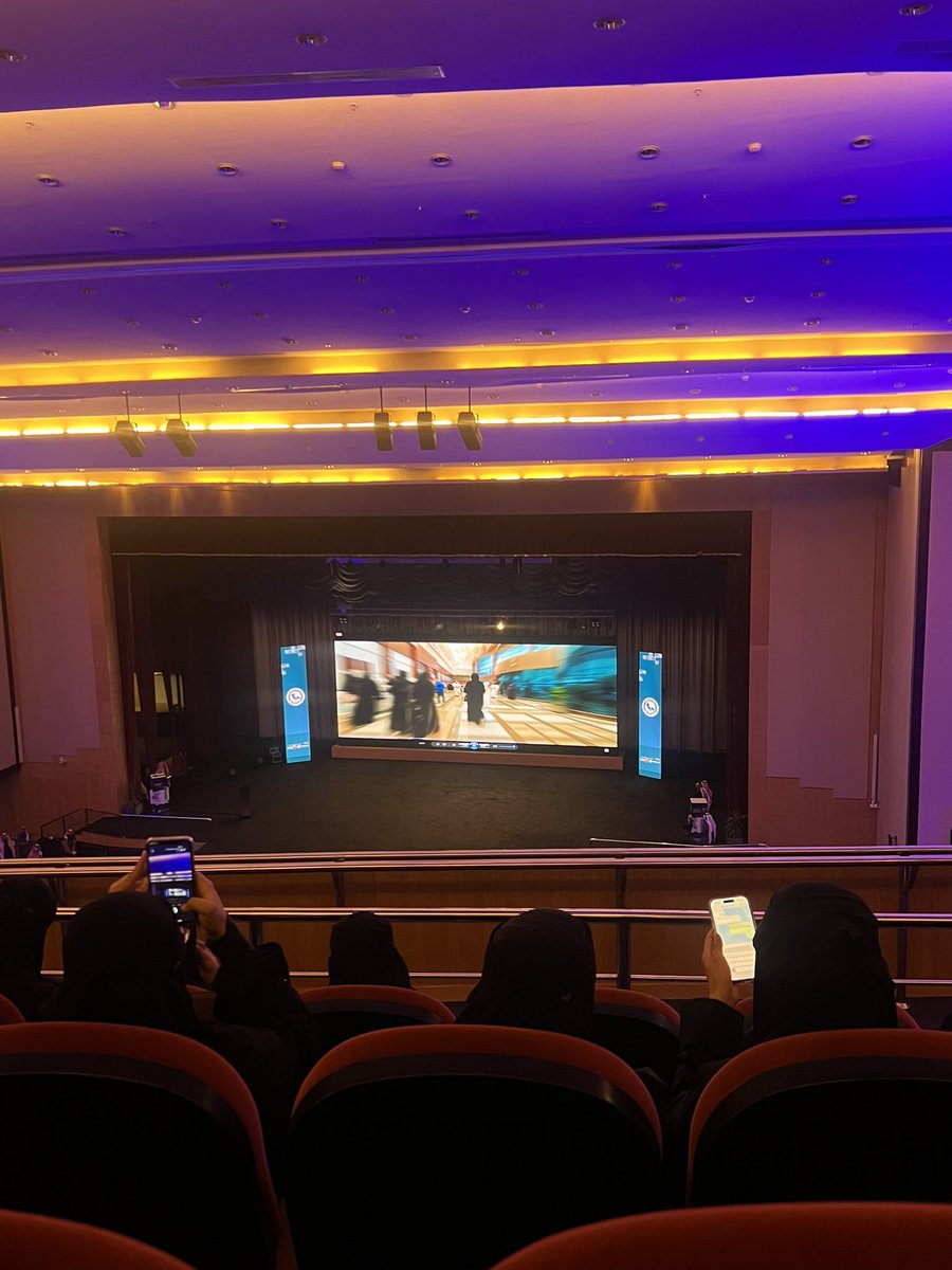 h_b71t's tweet photo. تشرفت بحضور المؤتمر الدولي للتمويل 2026 كان فرصة للاطلاع على أحدث التوجهات في القطاع الما��ي وتبادل الأفكار مع مختصين من مختلف الدول
#kfu 
@KFUniversity https://t.co/kXcITME6Rm
