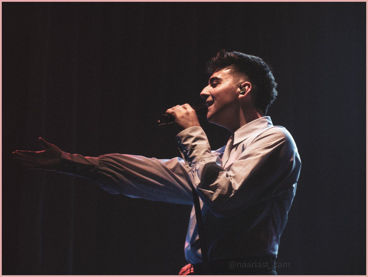 Naarias2's tweet photo. Holaa, me paso por aquí para compartir mi ultimo post en ig con algunas fotos del fin de gira de Juanjo Bona 💖✨💐

#TMYTNFDG #TMYTNFinDeGira 
https://t.co/epGlRbTleb https://t.co/u1XLDFLLJR