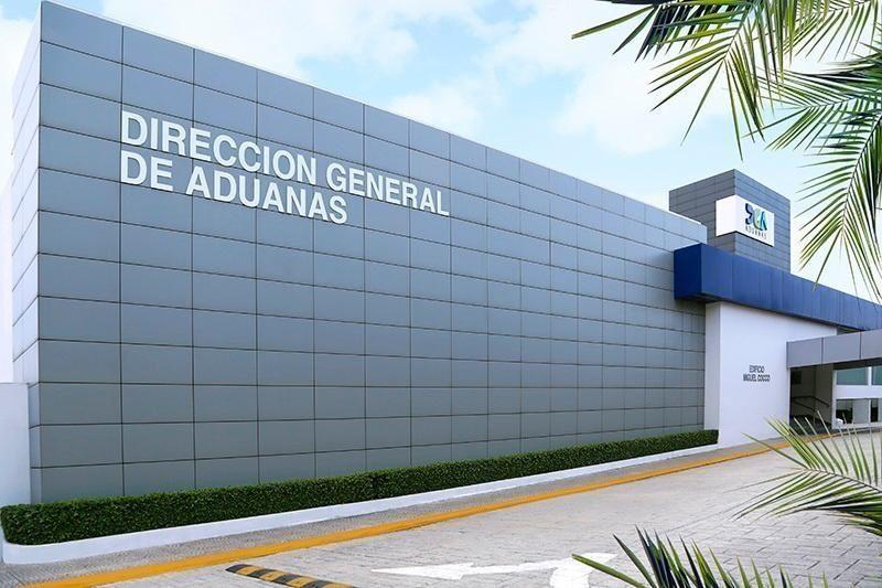 InfoDiariord's tweet photo. La @aduanard cerró el mes de enero con unos RD$21,198 millones recaudados, convirtiéndose en la mayor recaudación en la historia de la institución. https://t.co/S6q8VB9ht3