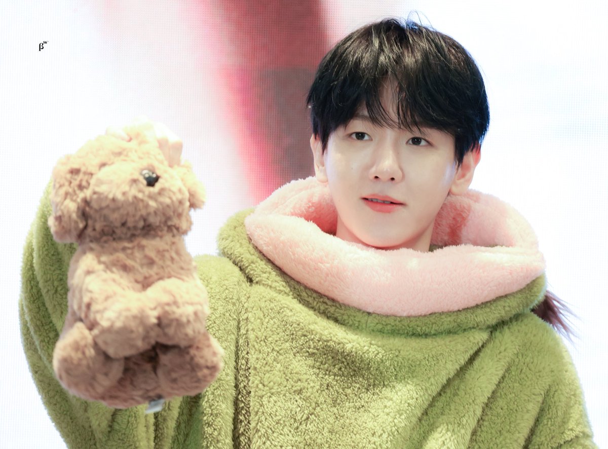 Berryyu56 tweet media