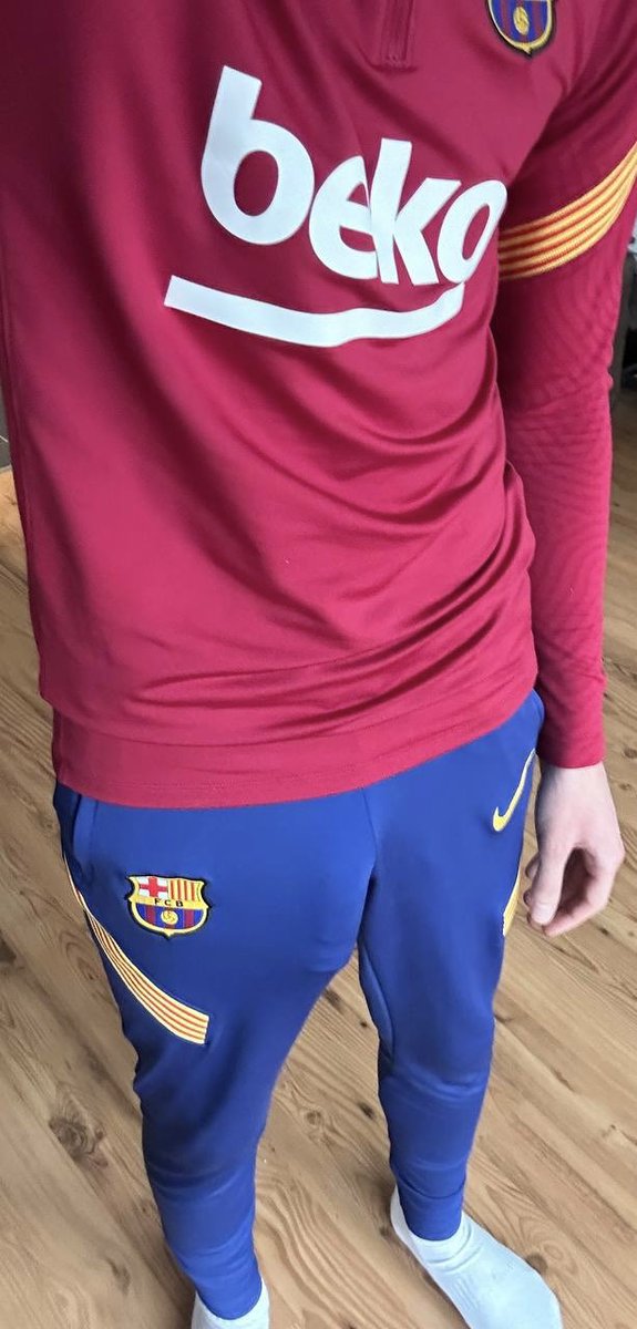 SportswearKink ⚽️ tweet media