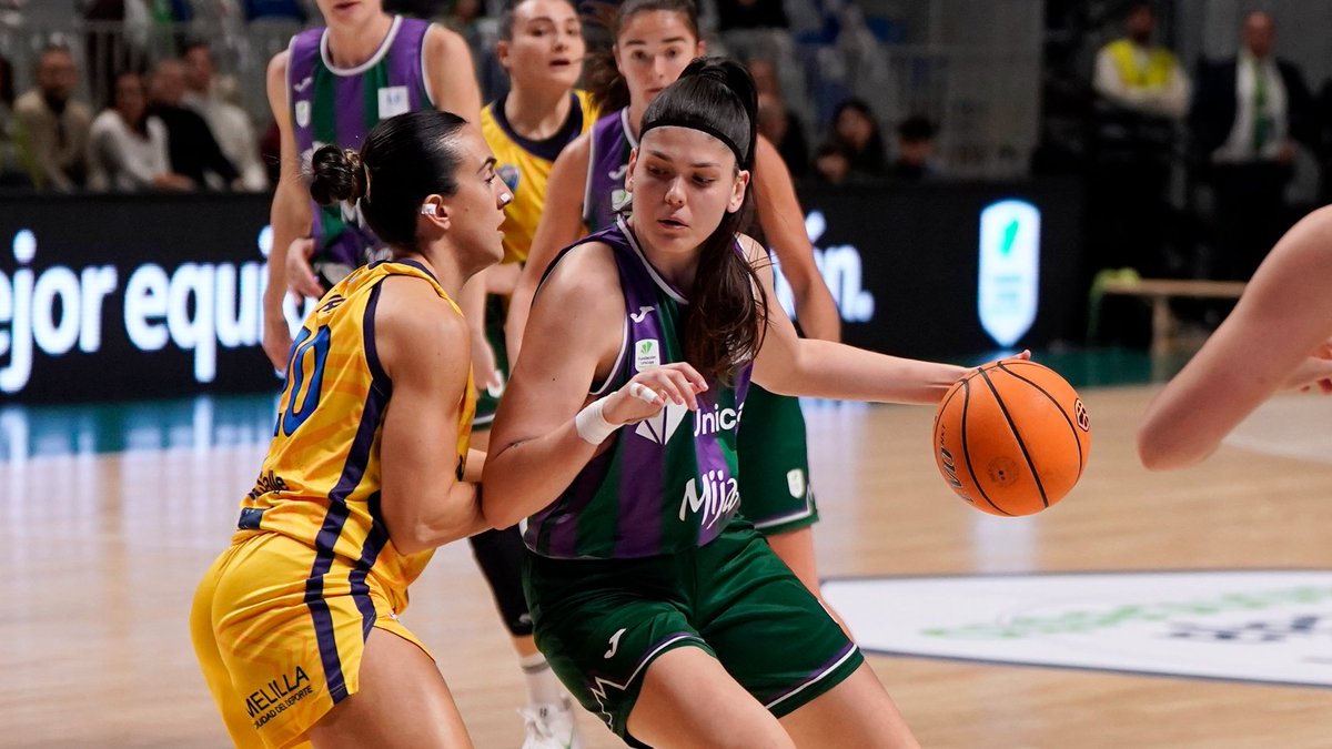 🔵 MVP #LFChallenge: ¡Estas han sido las mejores jugadoras de 🇯1⃣8⃣!

1⃣ M. Llompart - <a href="/basquetpaterna/">Nou Bàsquet Paterna</a>
2⃣ <a href="/elenamorenofdez/">Elena Moreno</a> - <a href="/unicajaCB/">UnicajaCB</a>
3⃣ <a href="/JusseFilipe/">Josephine Filipe</a> - <a href="/cb_alqazeres/">C.B.AL-QAZERES</a>
4⃣ <a href="/Julimungo/">Julieta</a> - <a href="/FNBardoi/">FNBardoi</a>
5⃣ <a href="/dianacabrera_7/">Diana Cabrera</a> - <a href="/Celtabaloncesto/">CELTA BALONCESTO</a>

🖐 Quinteto ideal ⬇
feb.es/2026/2/1/balon…
