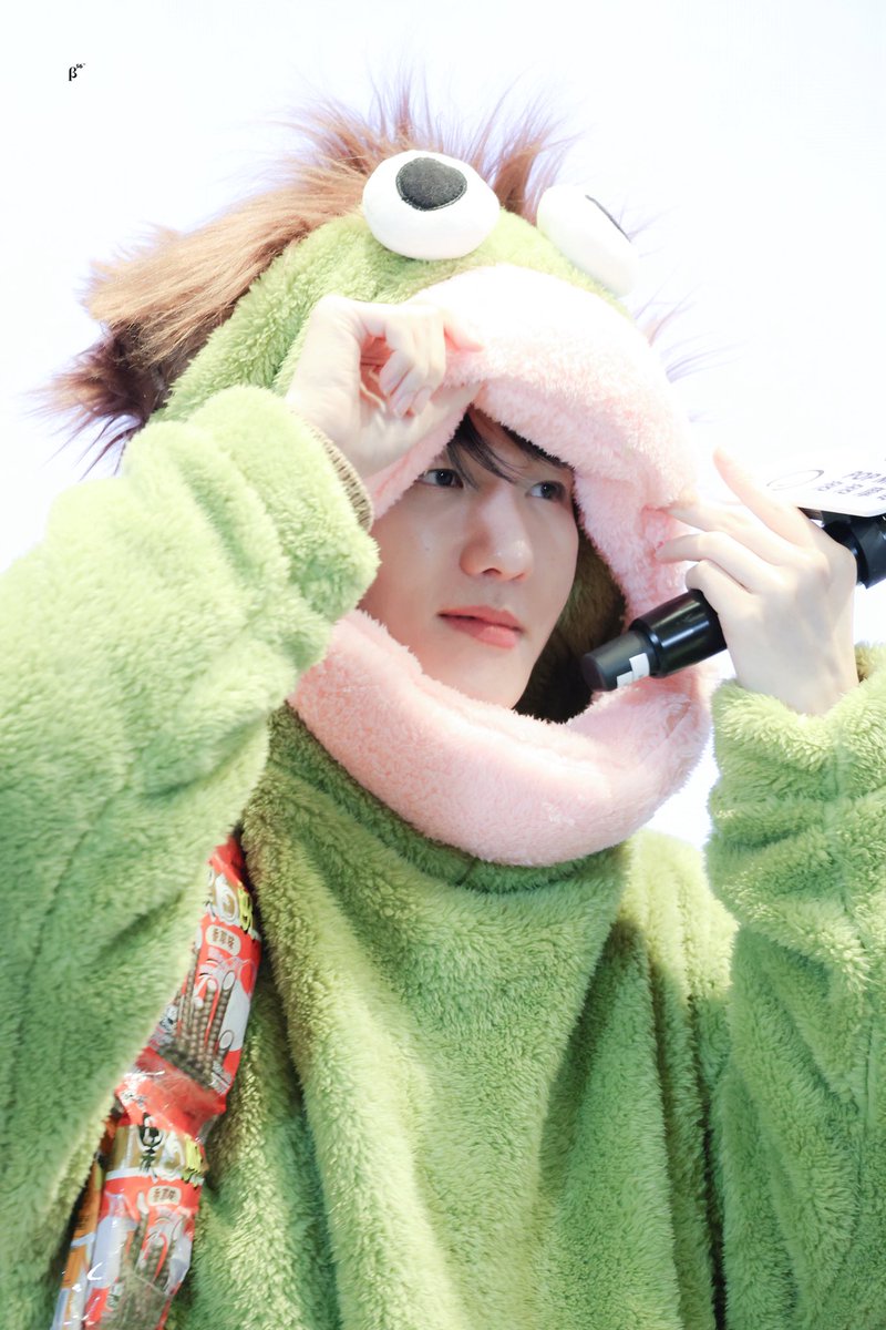 Berryyu56 tweet media