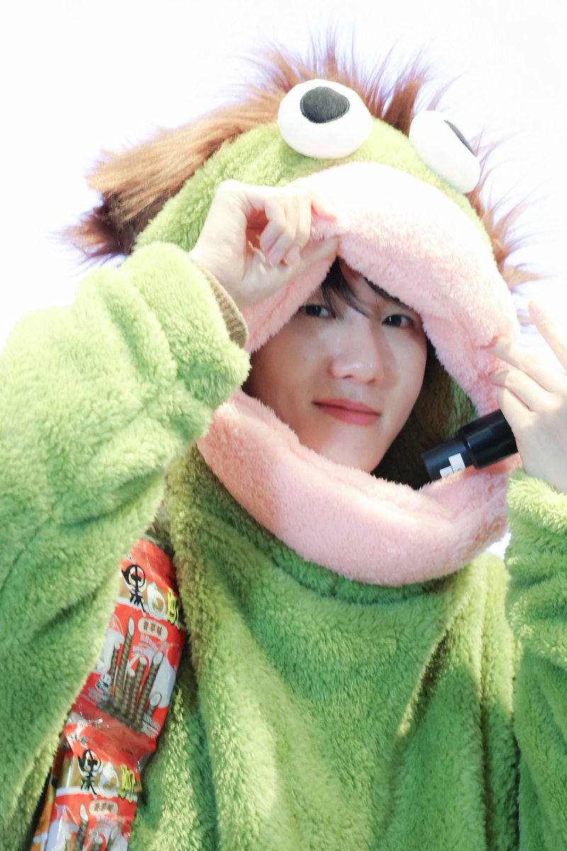 Berryyu56 tweet media