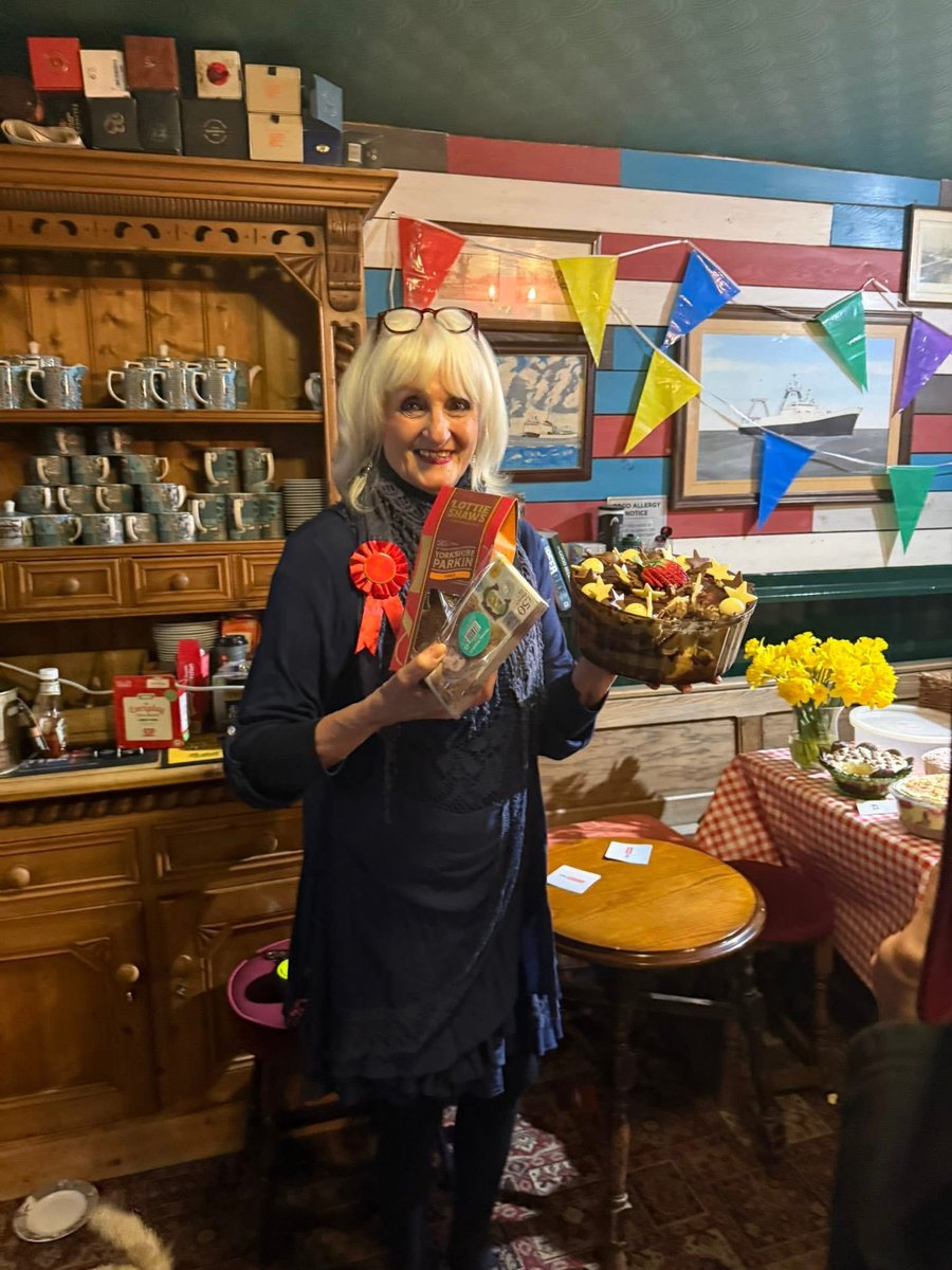 ShipInnHull tweet media