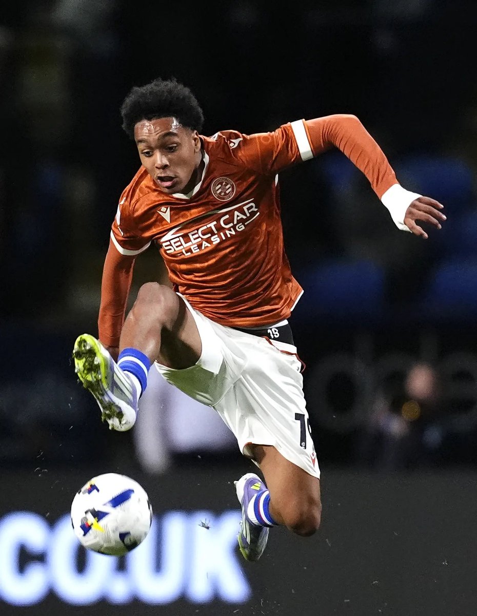 TalkReading's tweet image. Joined at U9s, debuted and became a first team starter at 16, became our second youngest ever goalscorer, made more appearances aged below 18 than any player in our history and now leaves for a Champions League club.

Keep shining and all the best, Andre 💫#readingfc