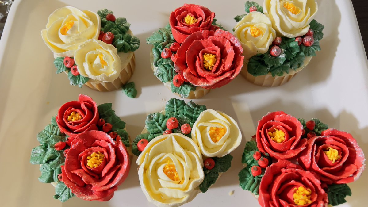 まいこねのかおり tweet media