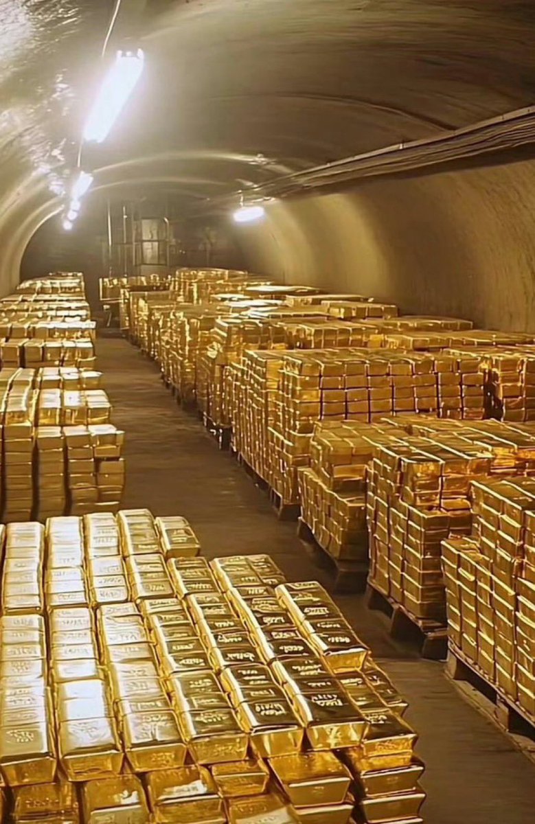 Gold is believed to possess a spirit; if you see this image, you will surely receive a windfall! You'll make a fortune in February!