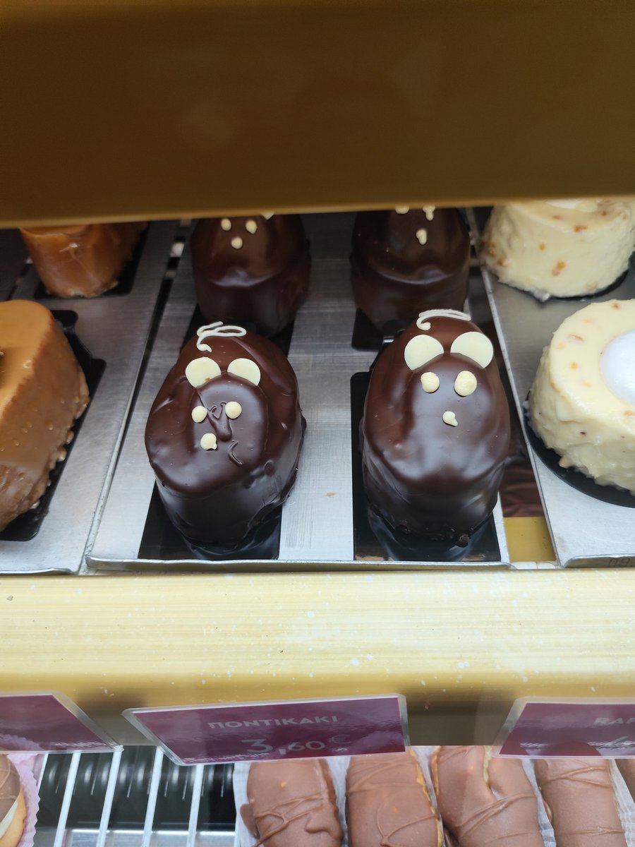 Ειρήνη A🍉 tweet media