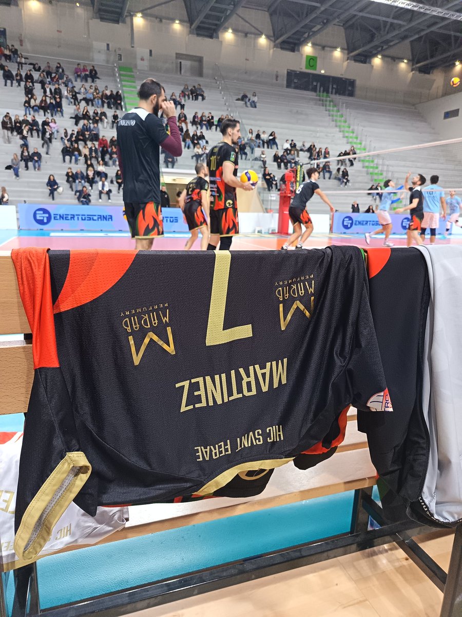 🔴🟢🏐🐉 - #GoDragons